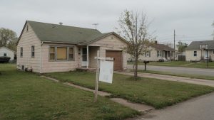 Short Sale Properties: How to Buy From Underwater Sellers